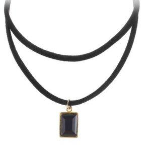 BLACK CHARM CHOKER
